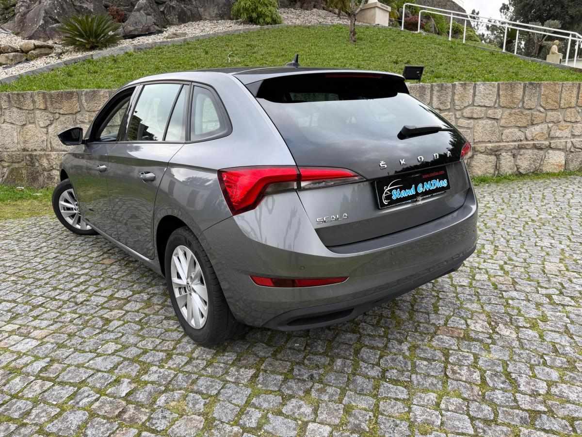 skoda-scala-2023-gasolina-999cc