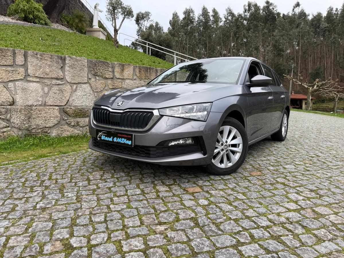 skoda-scala-2023-gasolina-999cc