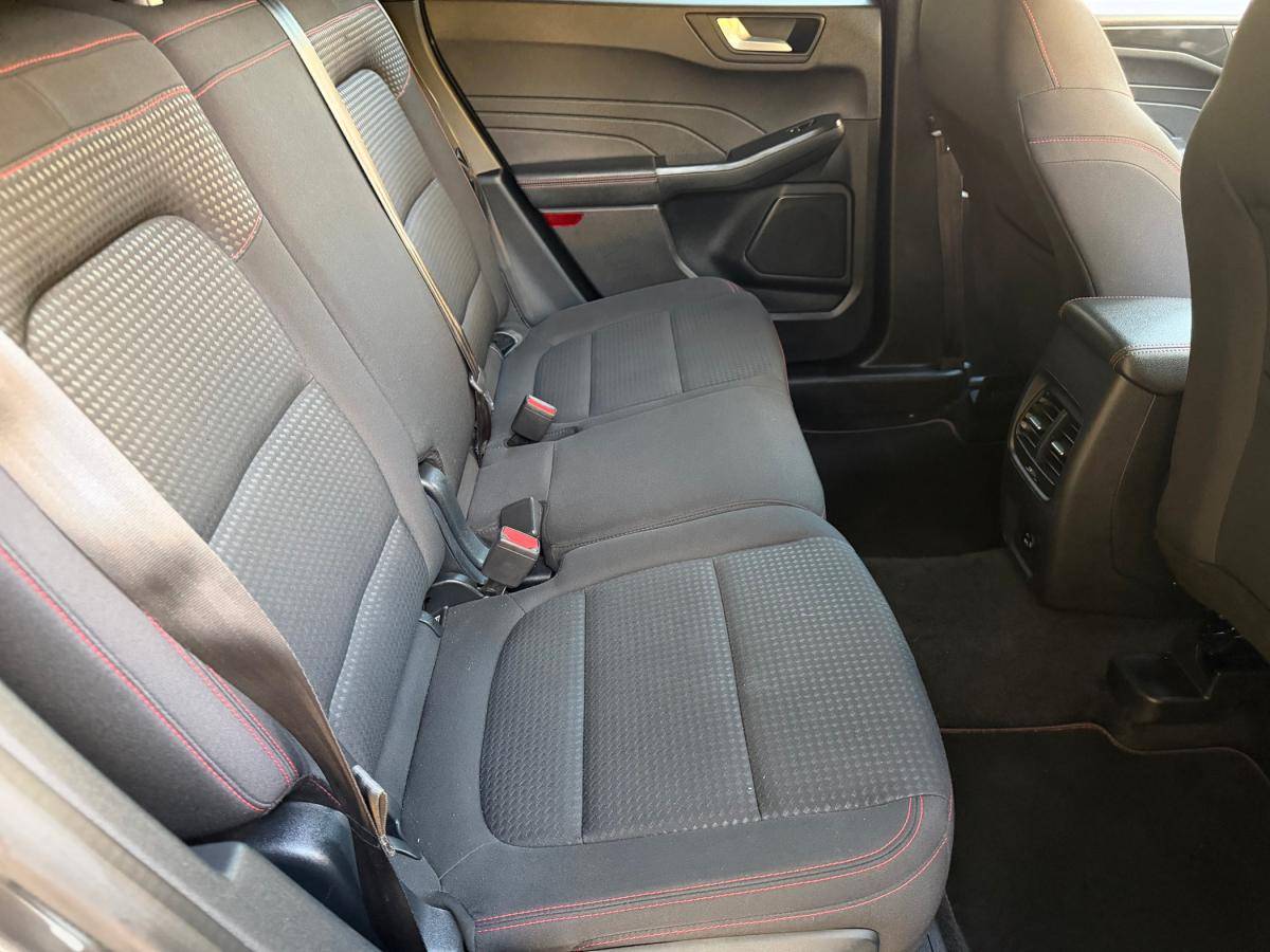 ford-kuga-2022-gasolina-1499cc
