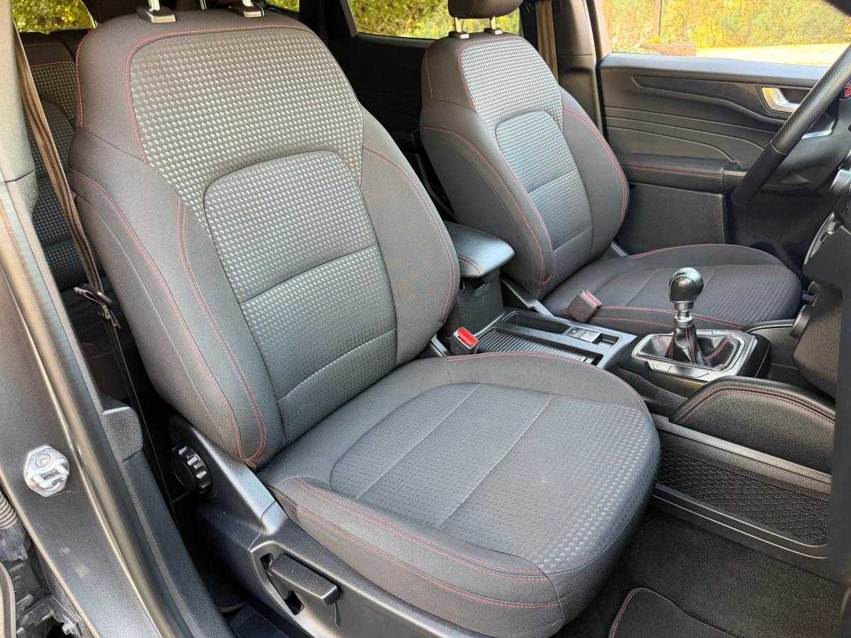 ford-kuga-2022-gasolina-1499cc