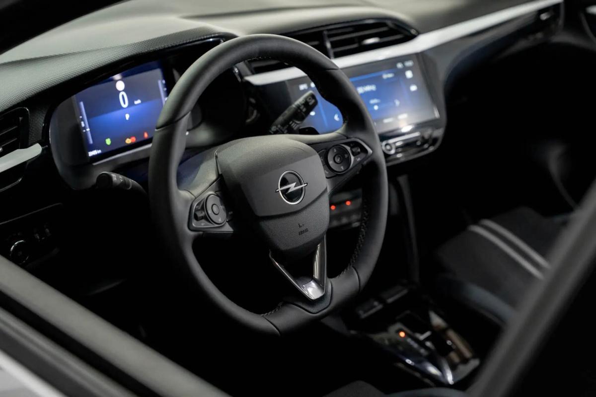 opel-corsa-2025-gasolina-1199cc