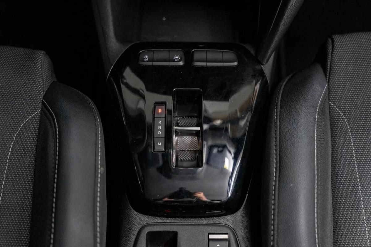 opel-corsa-2025-gasolina-1199cc
