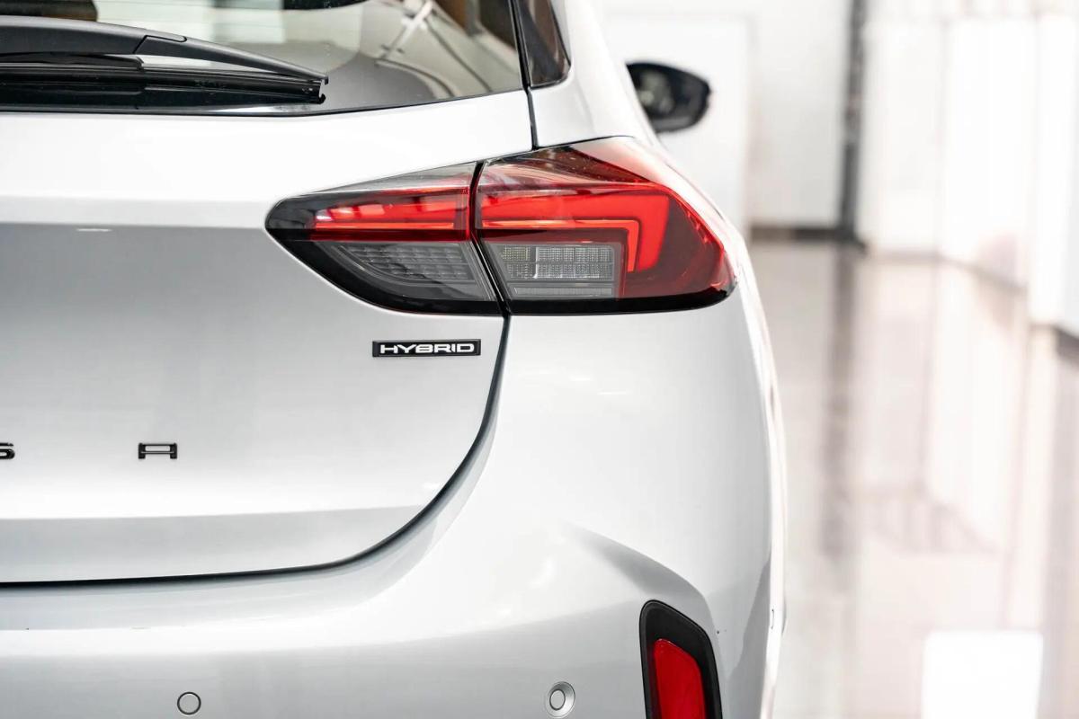 opel-corsa-2025-gasolina-1199cc