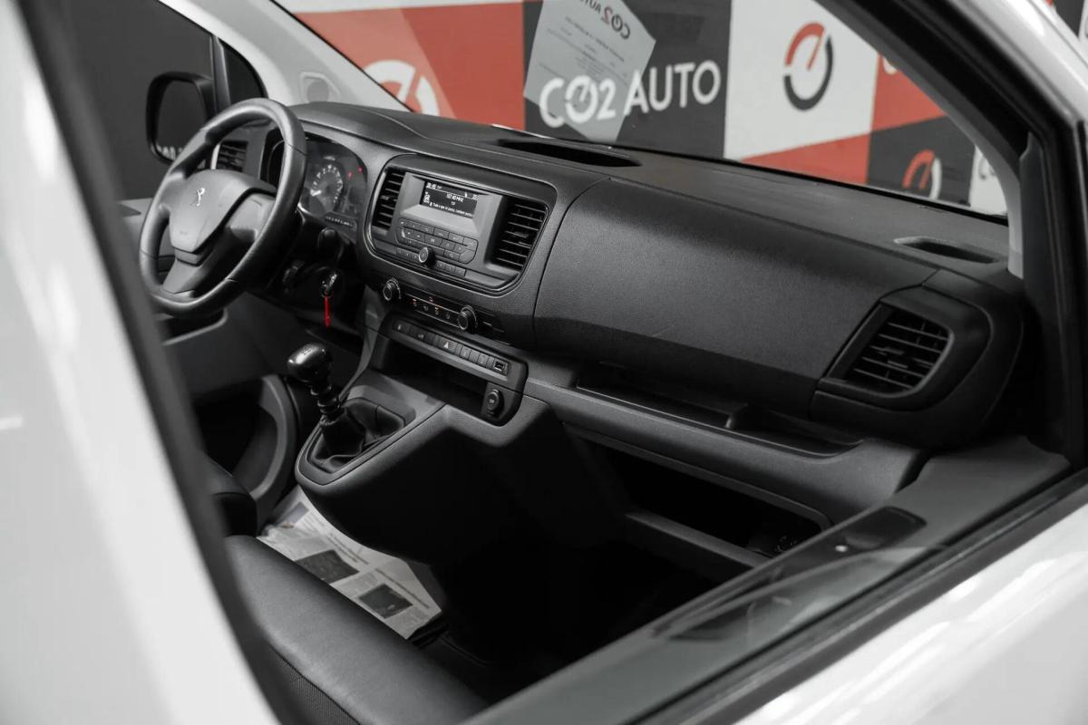 peugeot-expert-2024-diesel-1499cc