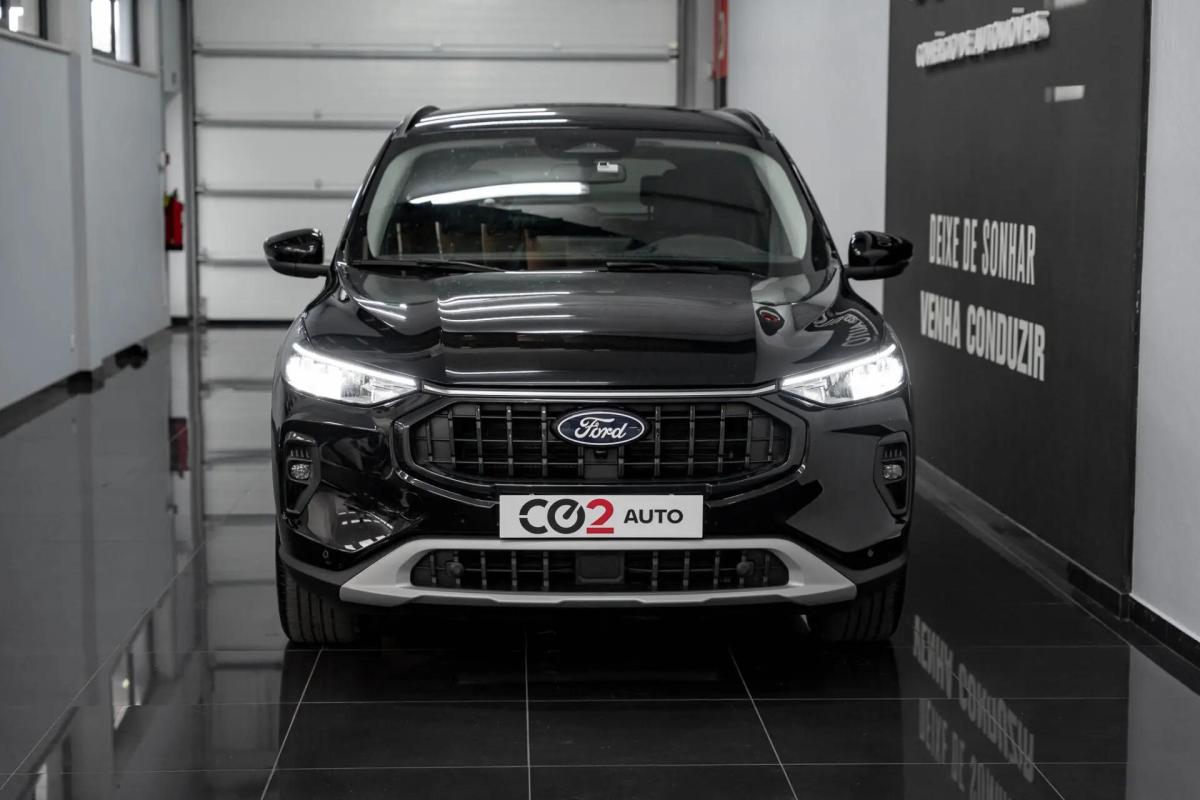 ford-kuga-2025-hibrido-a-gasolina-2488cc