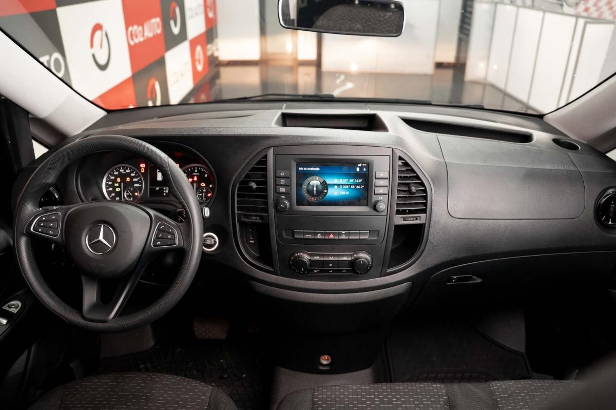 mercedes-benz-vito-2023-diesel-1950cc