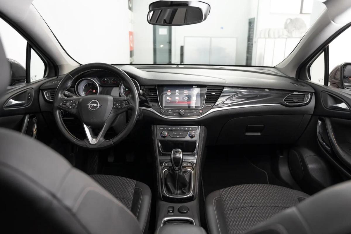 opel-astra-sport-tourer-2017-diesel-1598cc