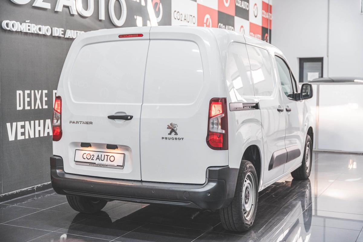 peugeot-partner-2023-diesel-1499cc