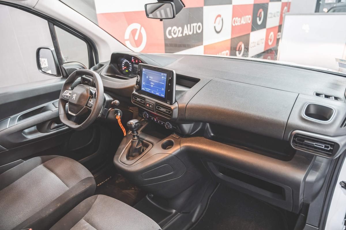 peugeot-partner-2023-diesel-1499cc