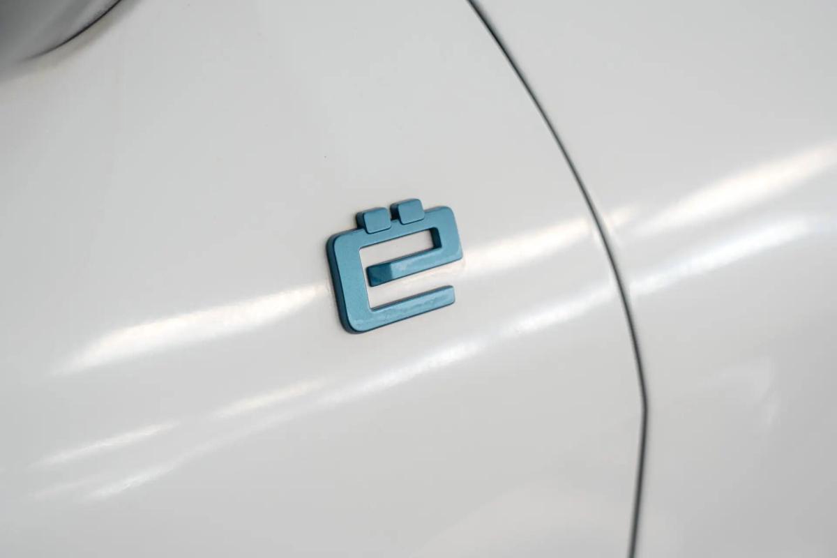 citroen-e-c4-2024-eletrico-0cc