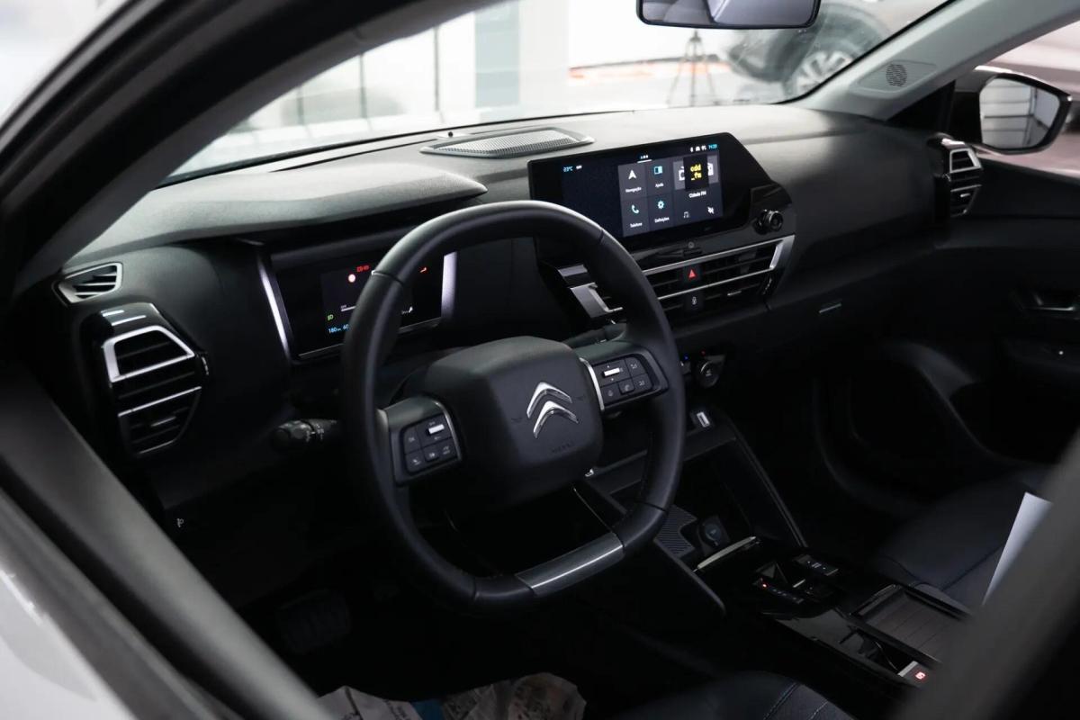 citroen-e-c4-2024-eletrico-0cc