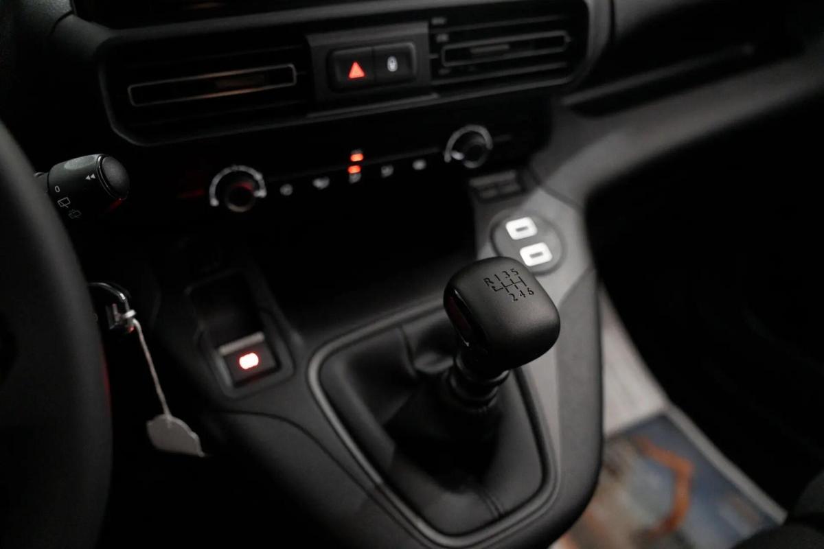 peugeot-partner-2026-diesel-1499cc