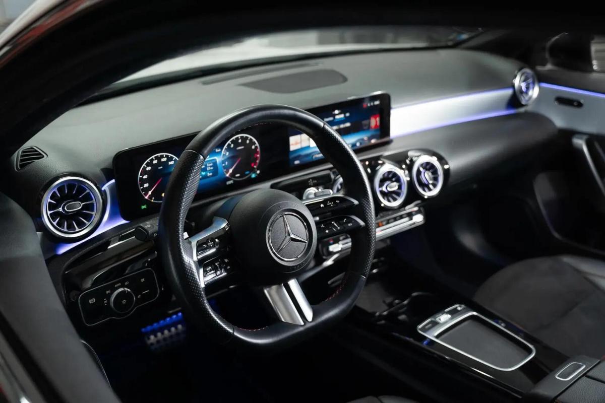 mercedes-benz-classe-a-2023-gasolina-1332cc