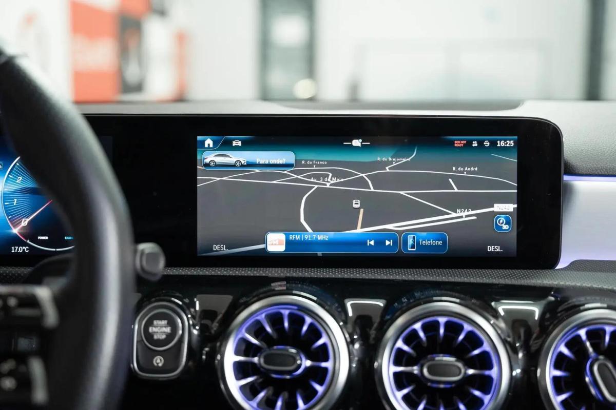 mercedes-benz-classe-a-2023-gasolina-1332cc