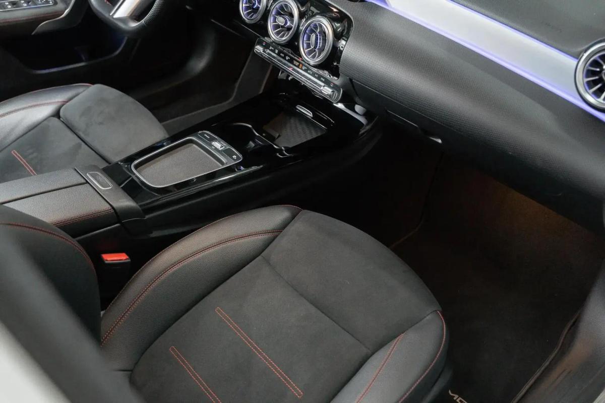 mercedes-benz-classe-a-2023-gasolina-1332cc