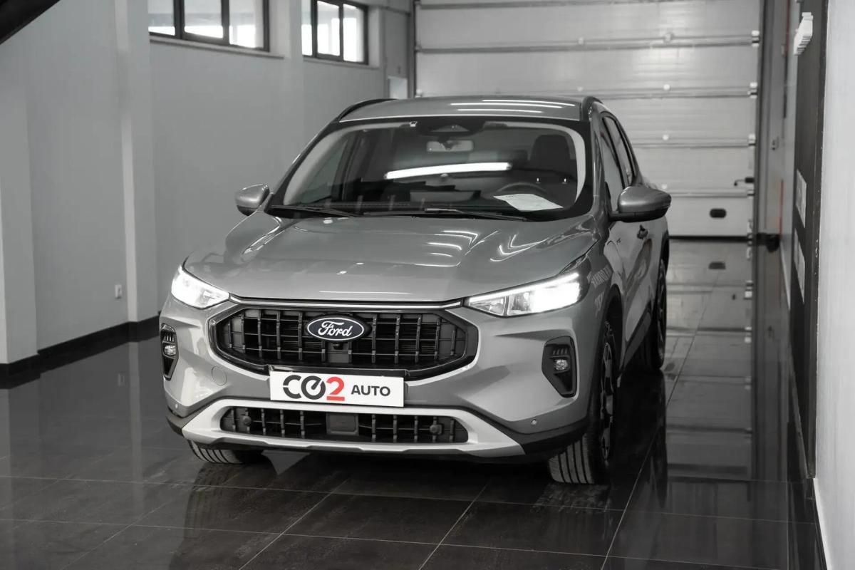 ford-kuga-2025-hibrido-a-gasolina-2488cc
