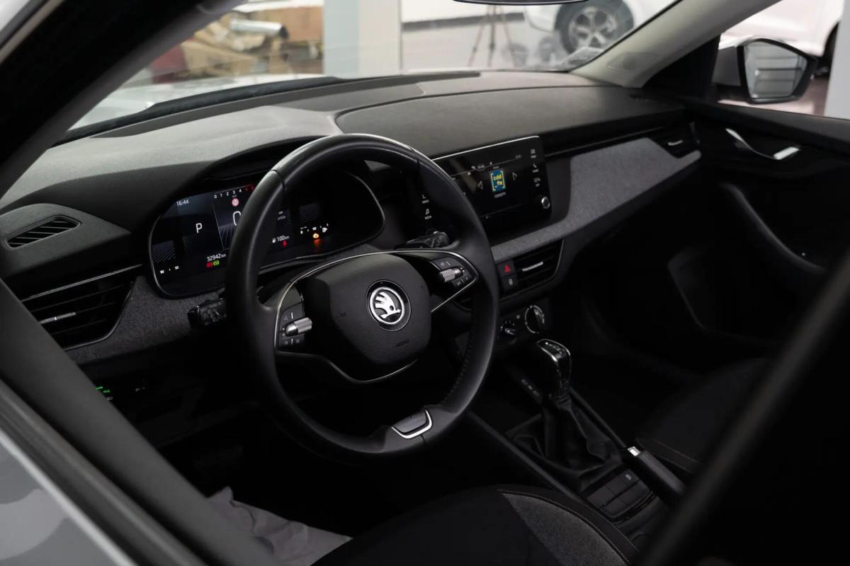 skoda-kamiq-2025-gasolina-999cc
