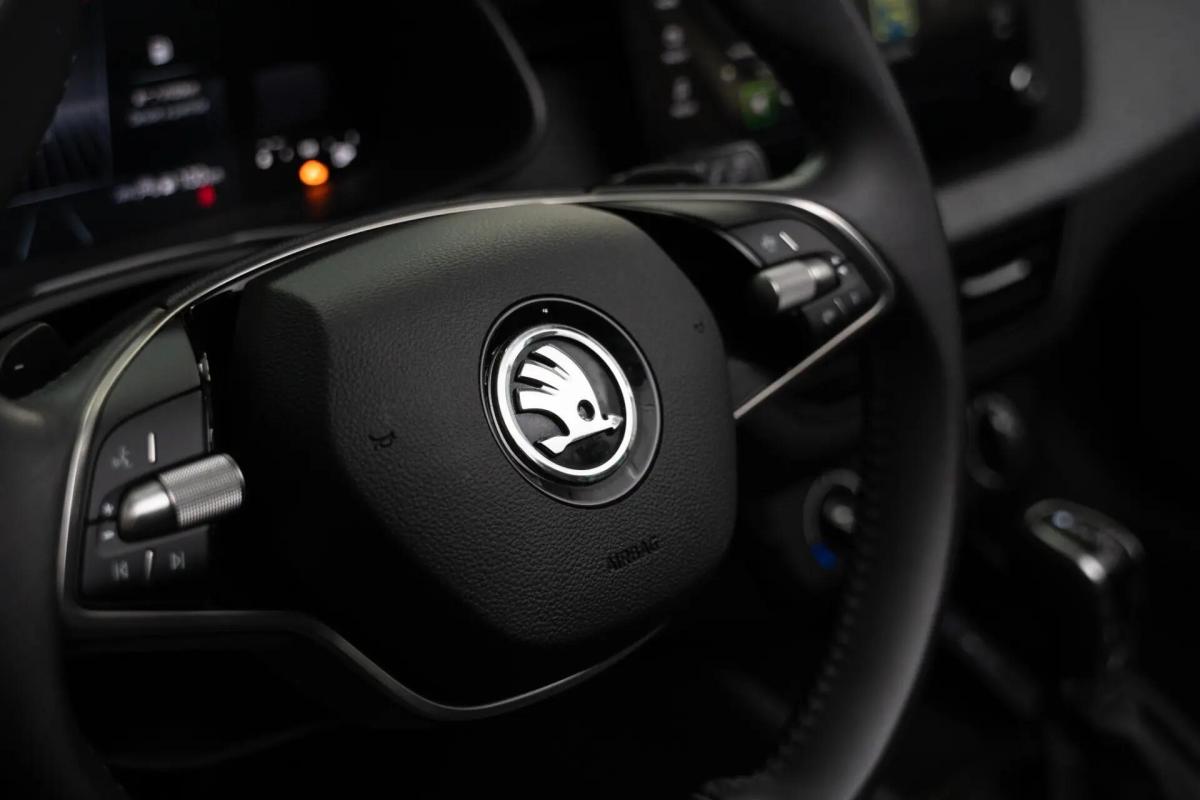 skoda-kamiq-2025-gasolina-999cc