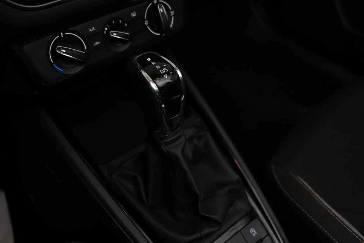 skoda-kamiq-2025-gasolina-999cc