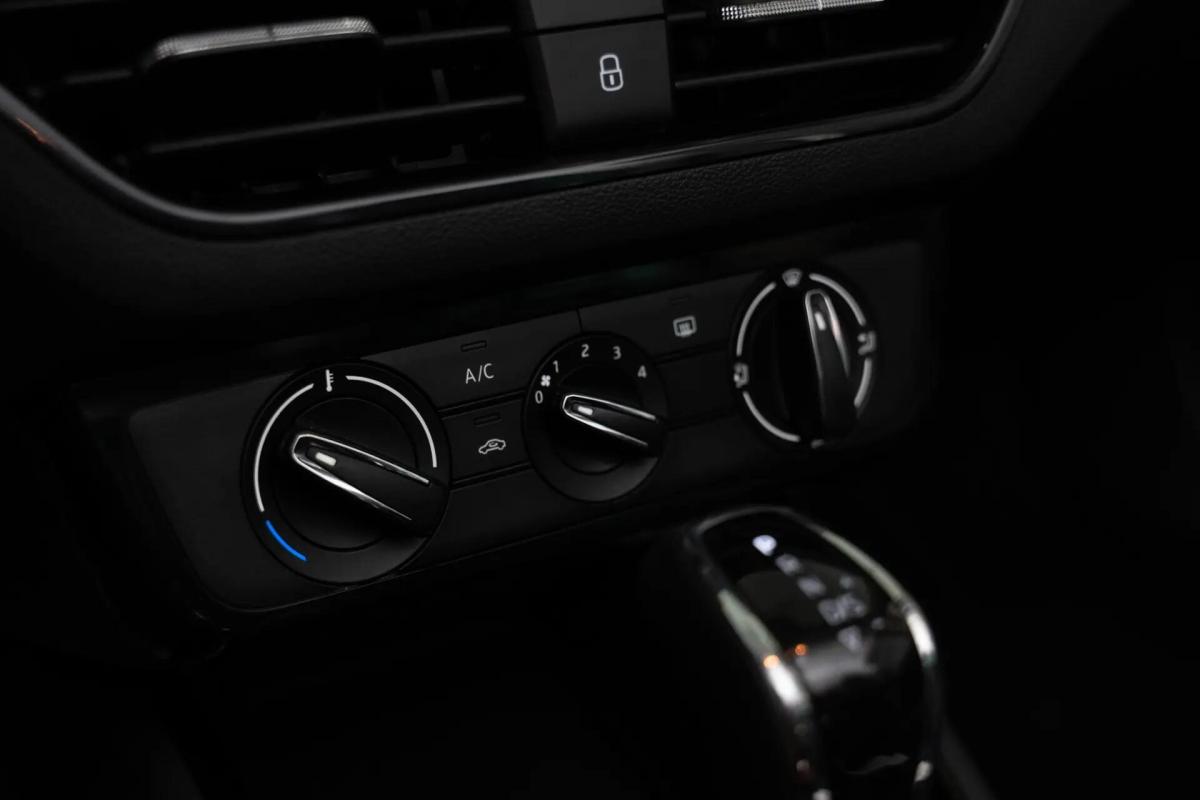 skoda-kamiq-2025-gasolina-999cc