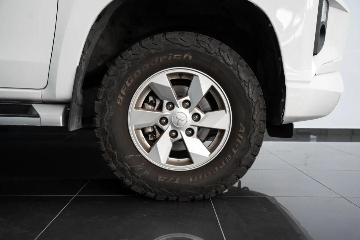 mitsubishi-l200-2021-diesel-2268cc
