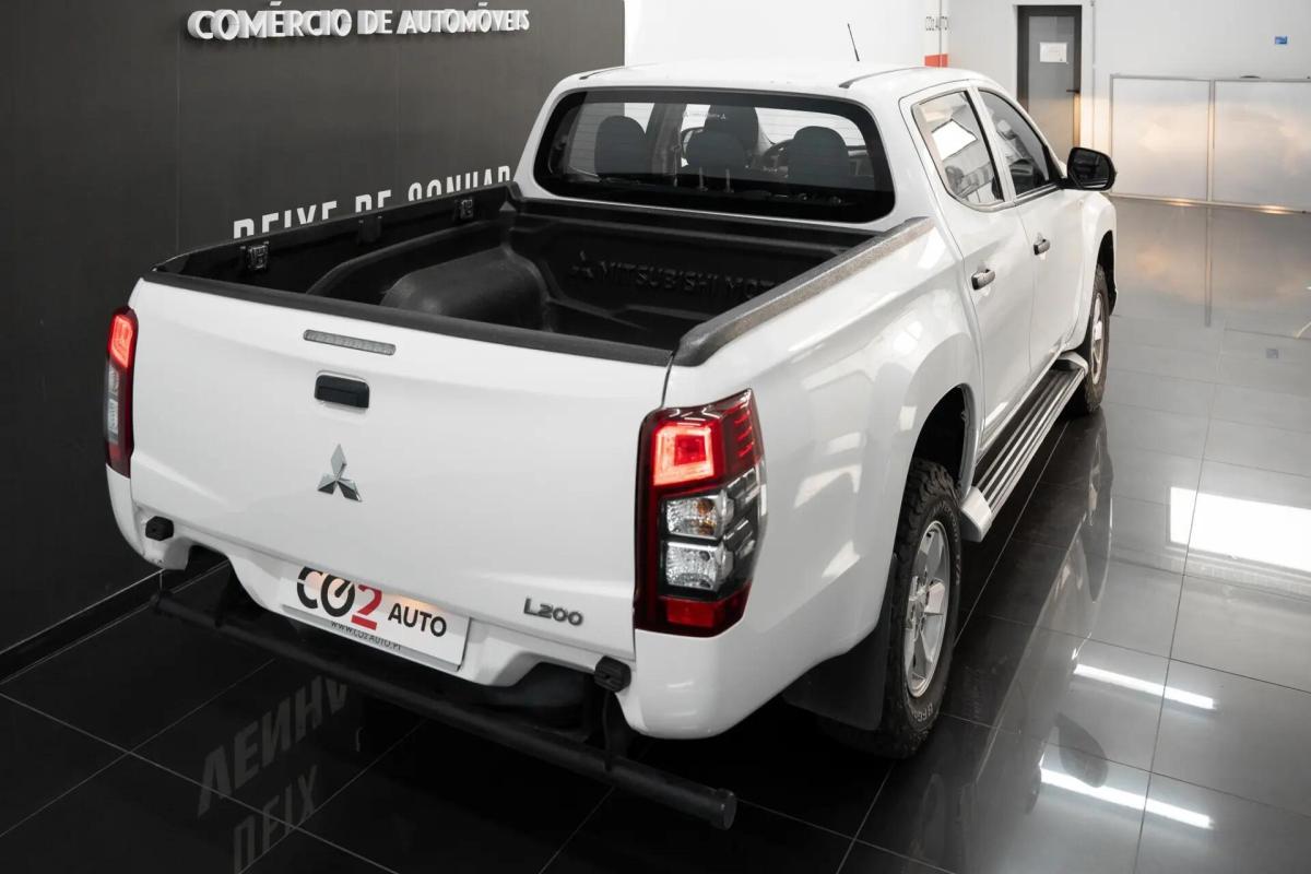 mitsubishi-l200-2021-diesel-2268cc