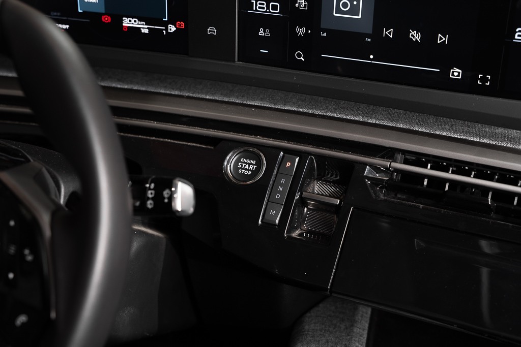 peugeot-5008-2025-hibrido-a-gasolina-1199cc