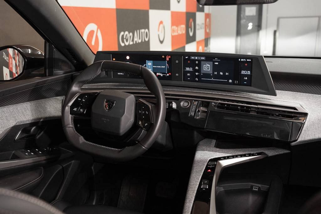 peugeot-5008-2025-hibrido-a-gasolina-1199cc