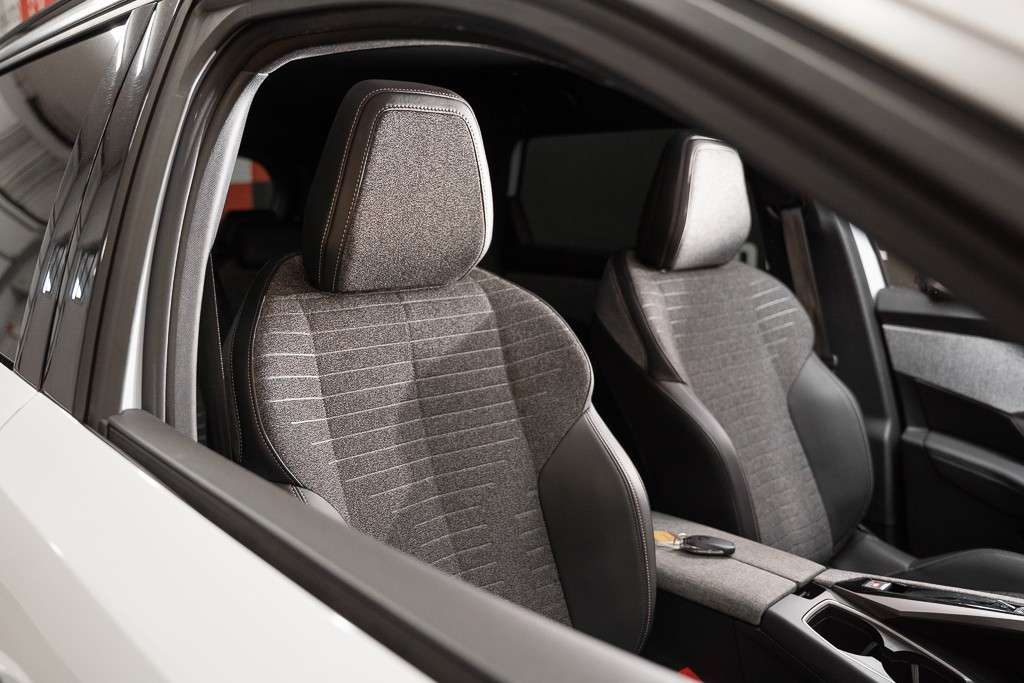 peugeot-5008-2025-hibrido-a-gasolina-1199cc