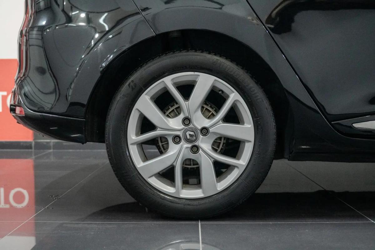 renault-clio-sport-tourer-2019-diesel-1461cc
