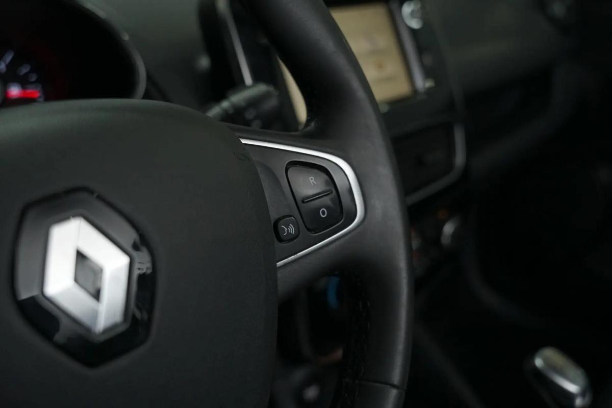 renault-clio-sport-tourer-2019-diesel-1461cc