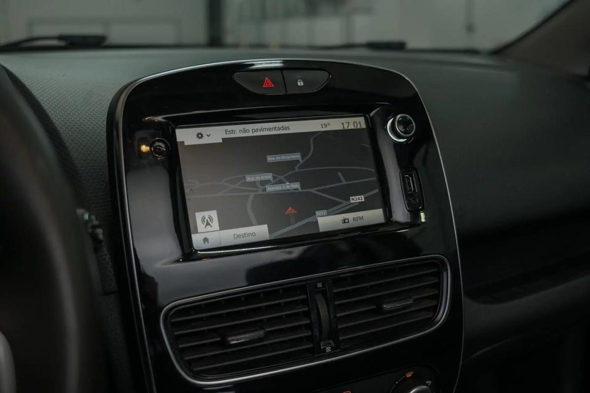 renault-clio-sport-tourer-2019-diesel-1461cc