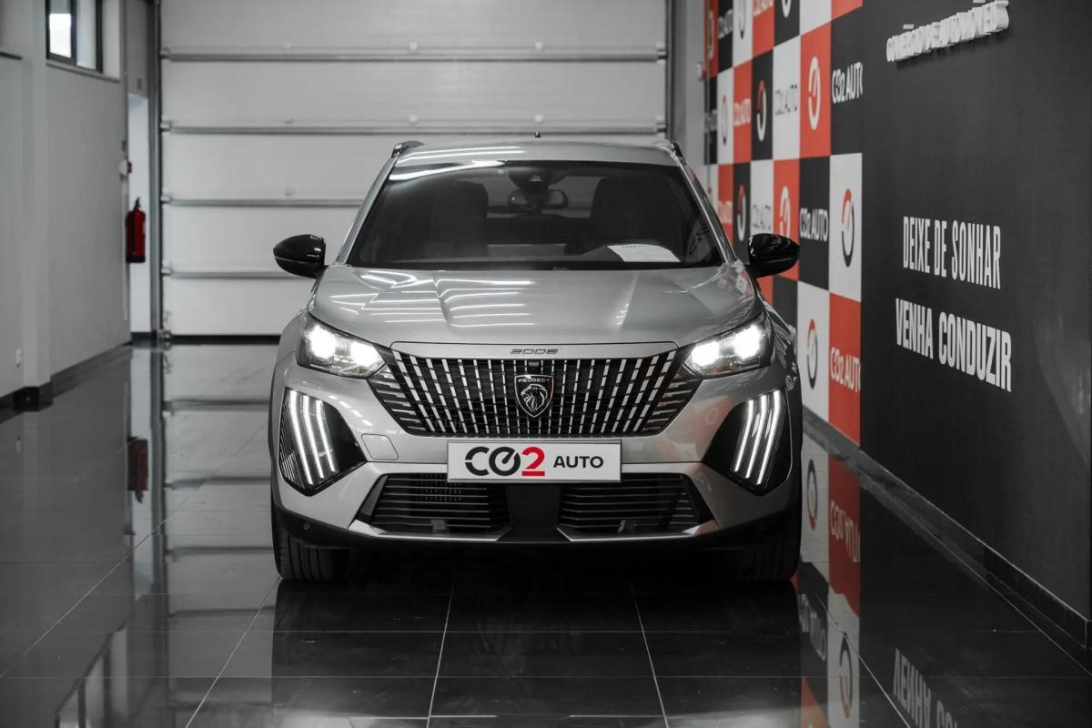 peugeot-2008-2024-gasolina-1199cc