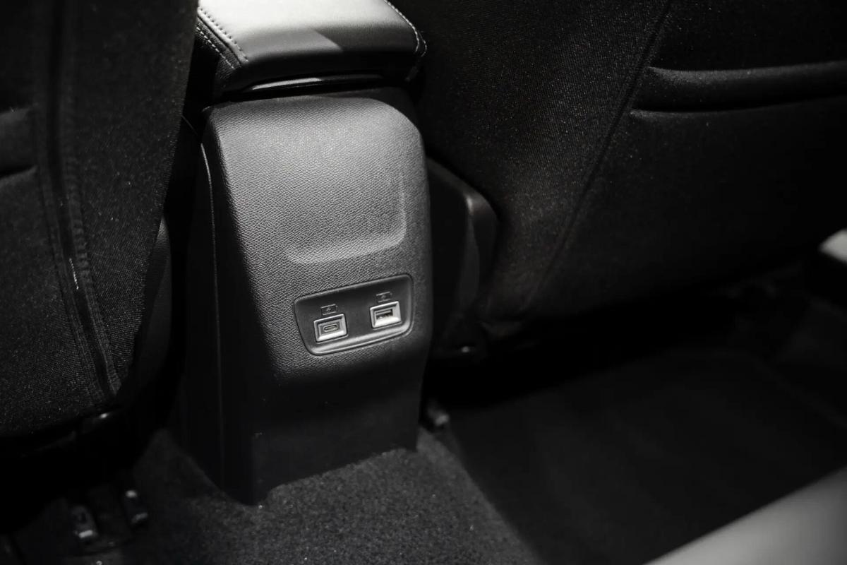 peugeot-2008-2024-gasolina-1199cc