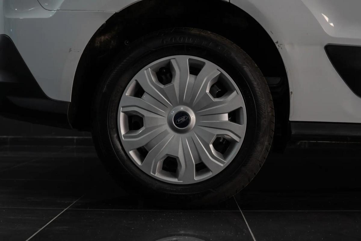 ford-transit-connect-2023-diesel-1499cc