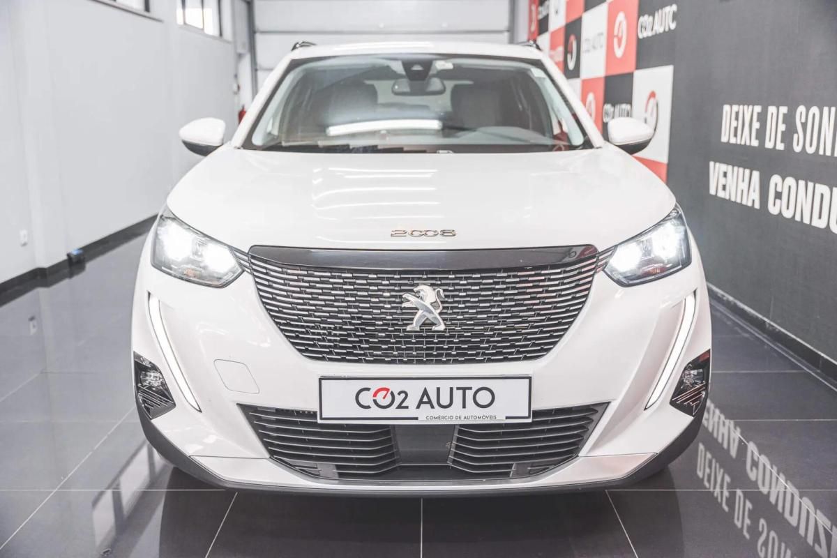 peugeot-2008-2021-diesel-1499cc