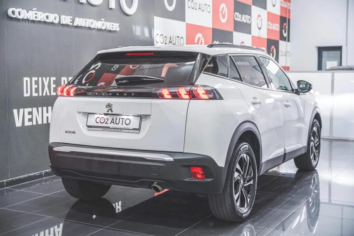 peugeot-2008-2021-diesel-1499cc