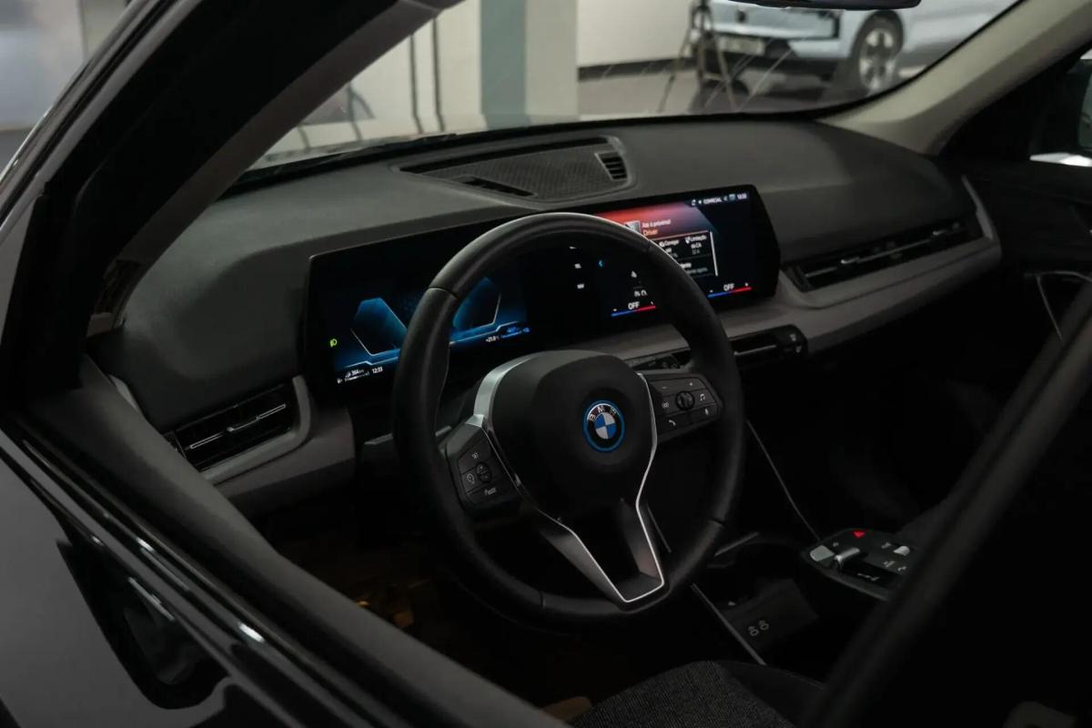 bmw-x1-2024-hibrido-a-gasolina-1499cc