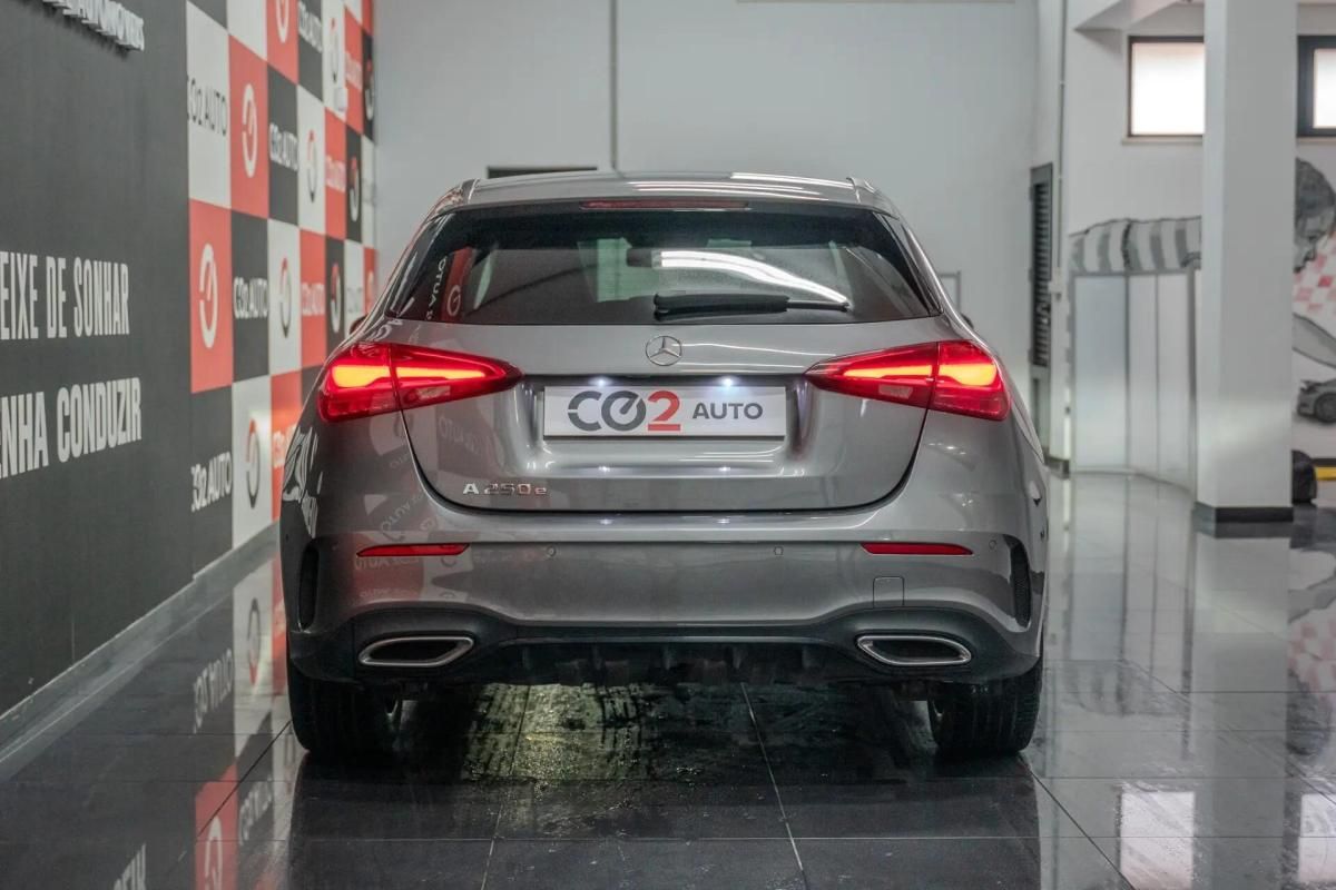 mercedes-benz-classe-a-2024-hibrido-a-gasolina-1332cc