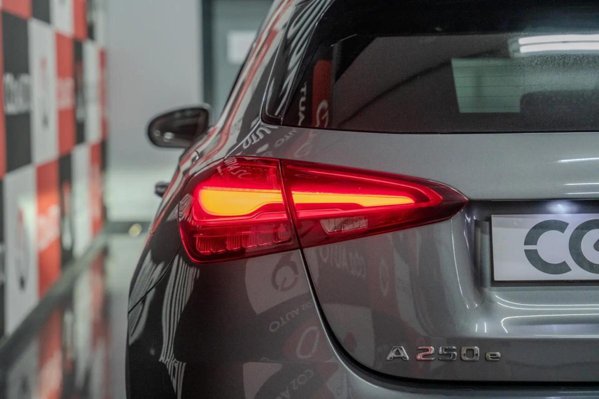 mercedes-benz-classe-a-2024-hibrido-a-gasolina-1332cc