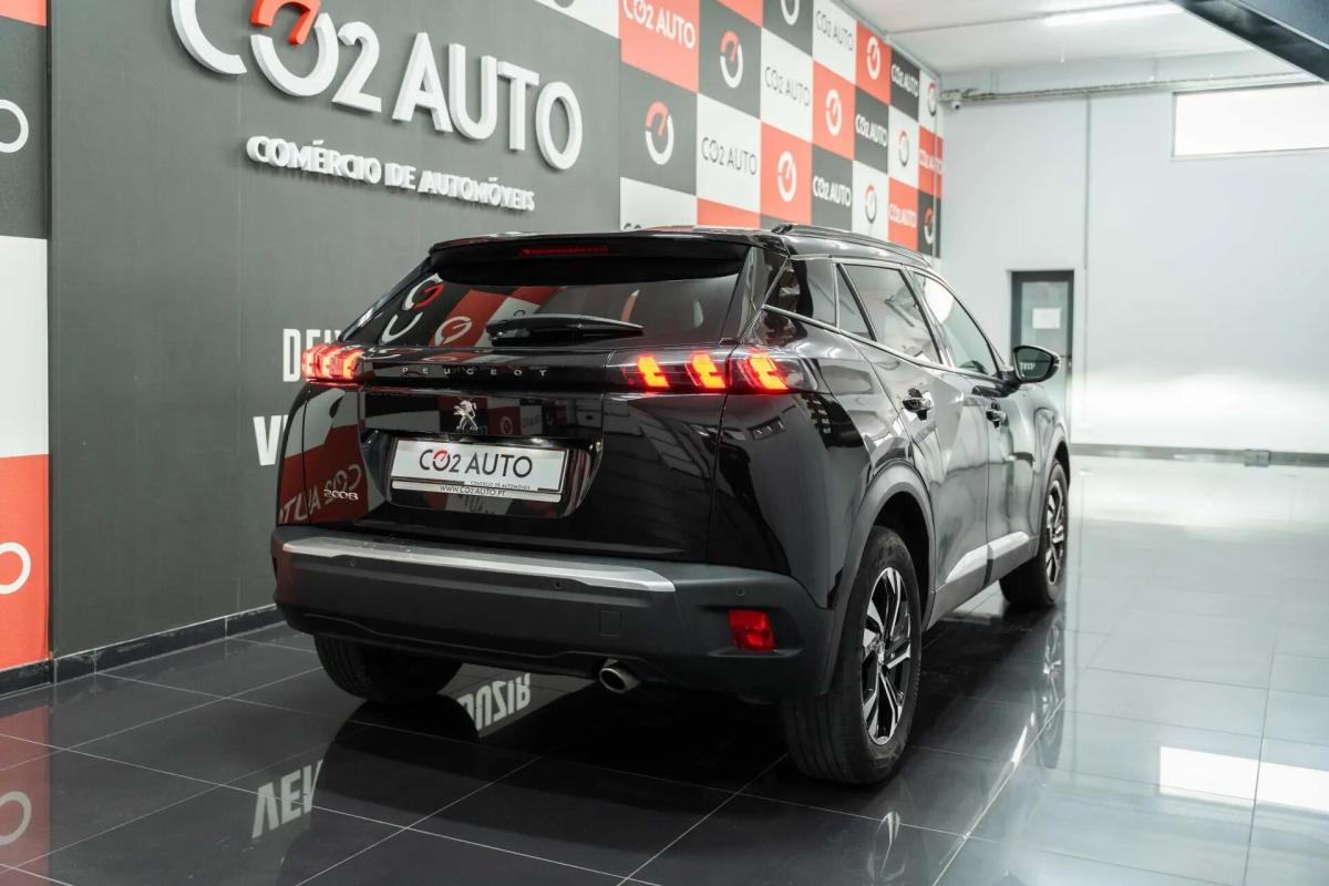 peugeot-2008-2022-diesel-1499cc