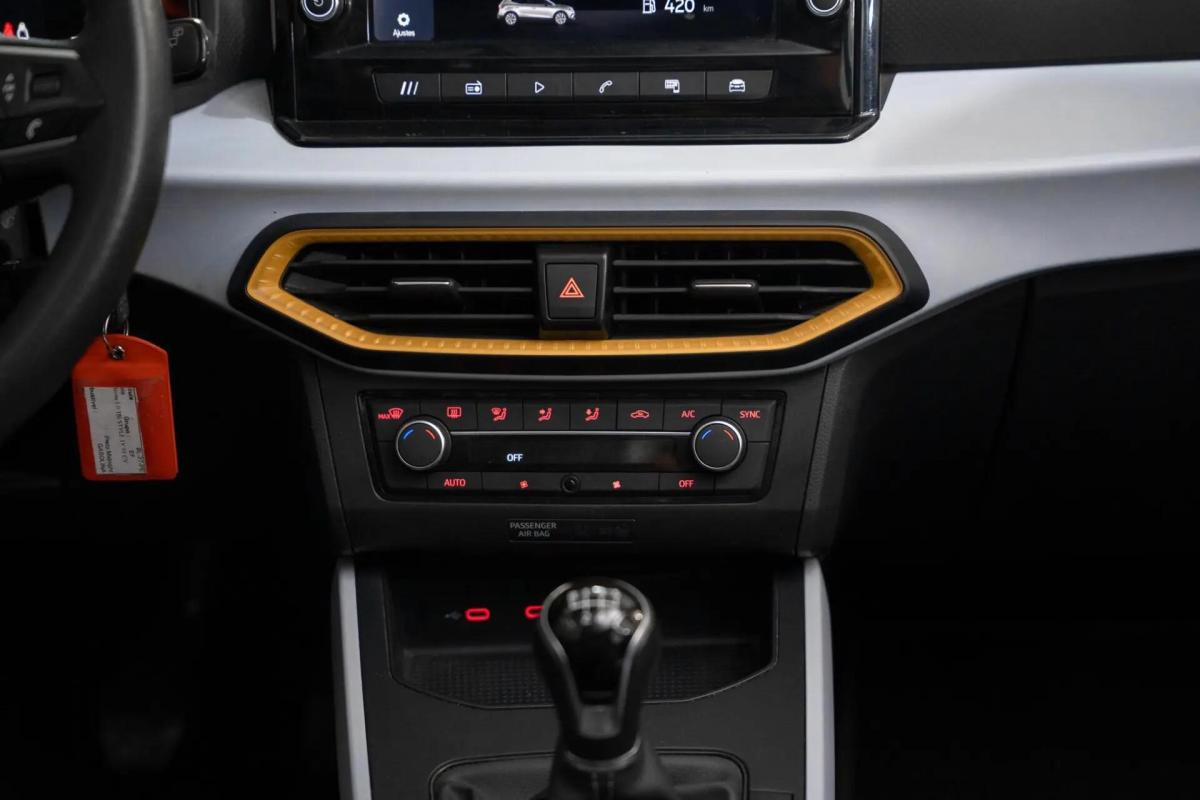 seat-arona-2024-gasolina-999cc