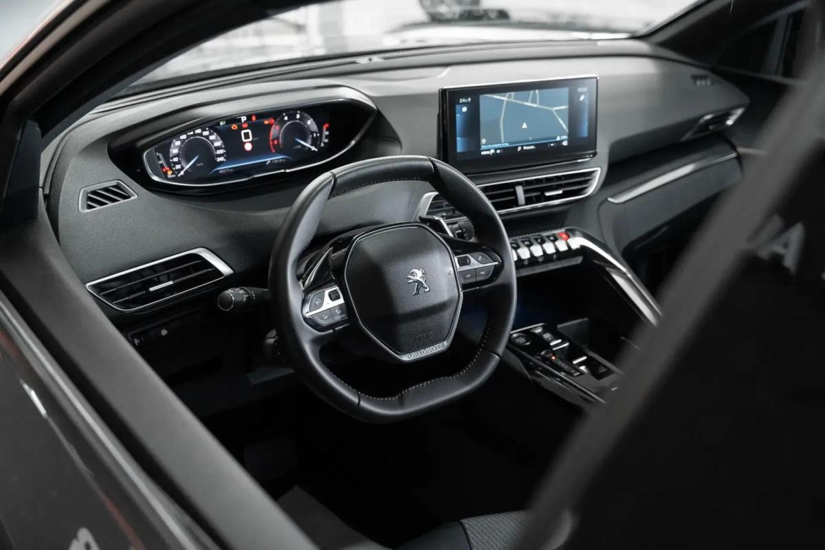 peugeot-5008-2024-diesel-1499cc
