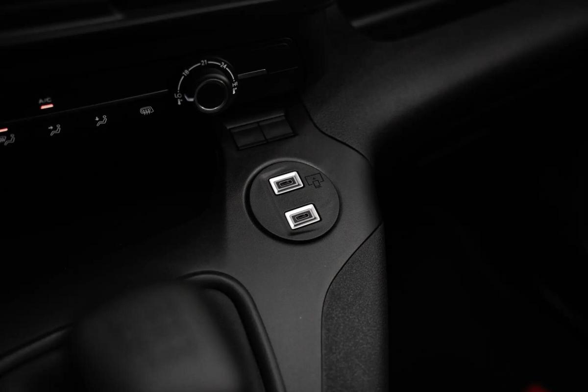 citroen-berlingo-2026-diesel-1499cc