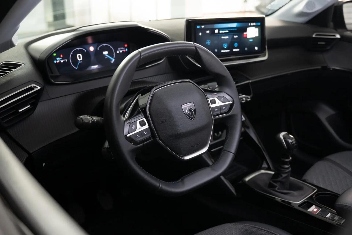 peugeot-208-2024-gasolina-1199cc
