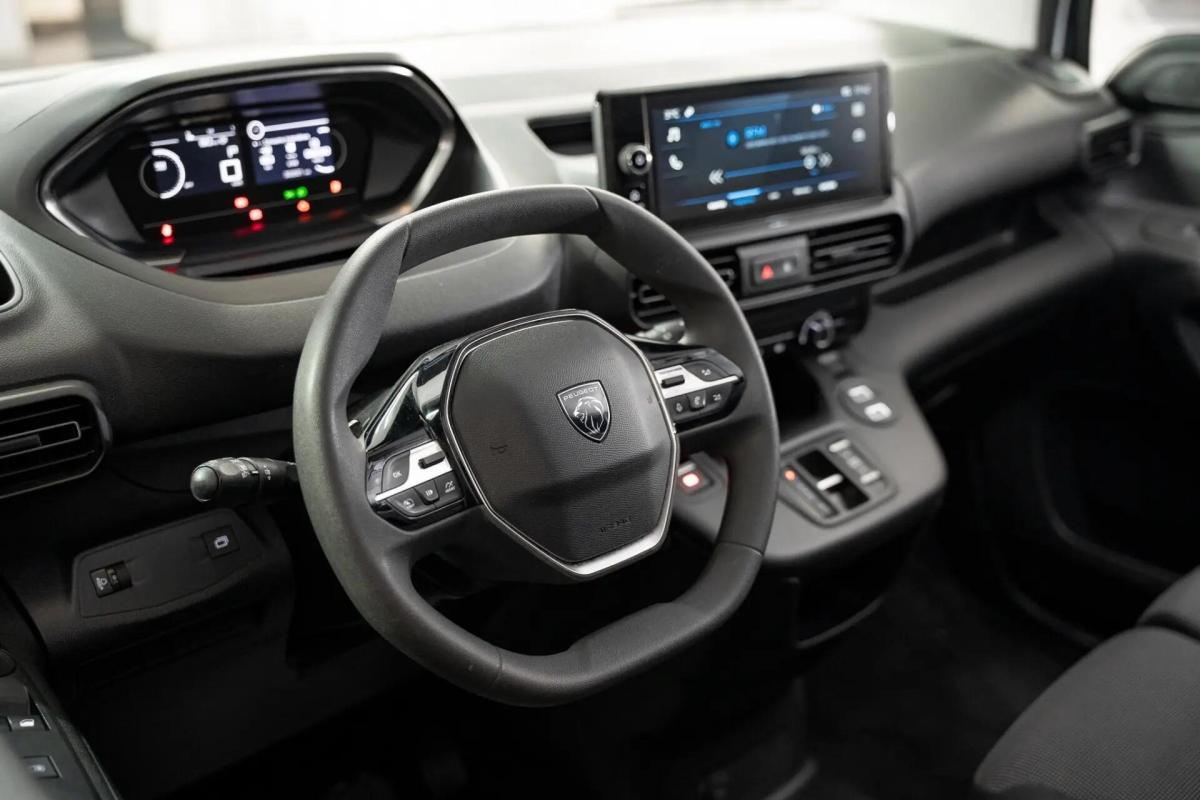 peugeot-partner-2024-diesel-1499cc