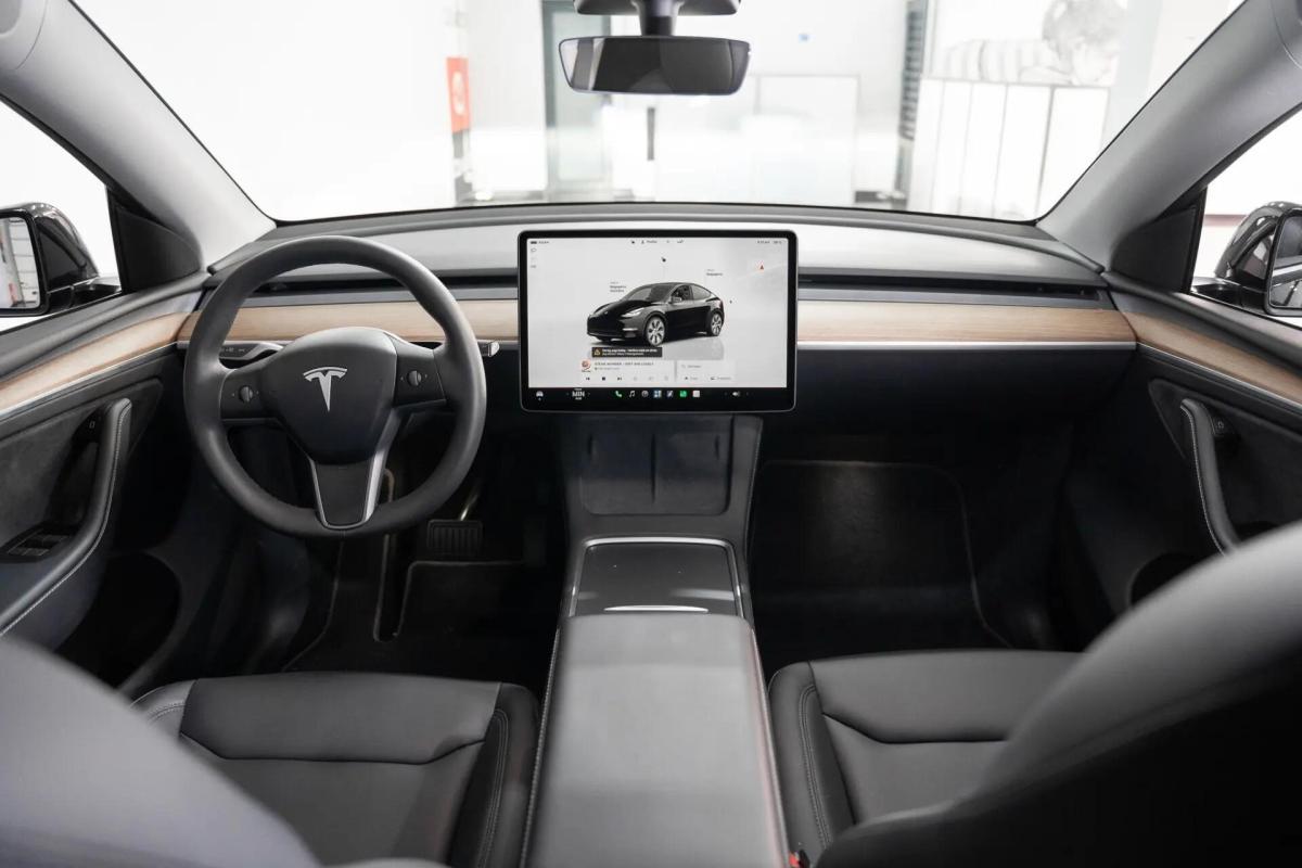tesla-model-y-2023-eletrico-0cc