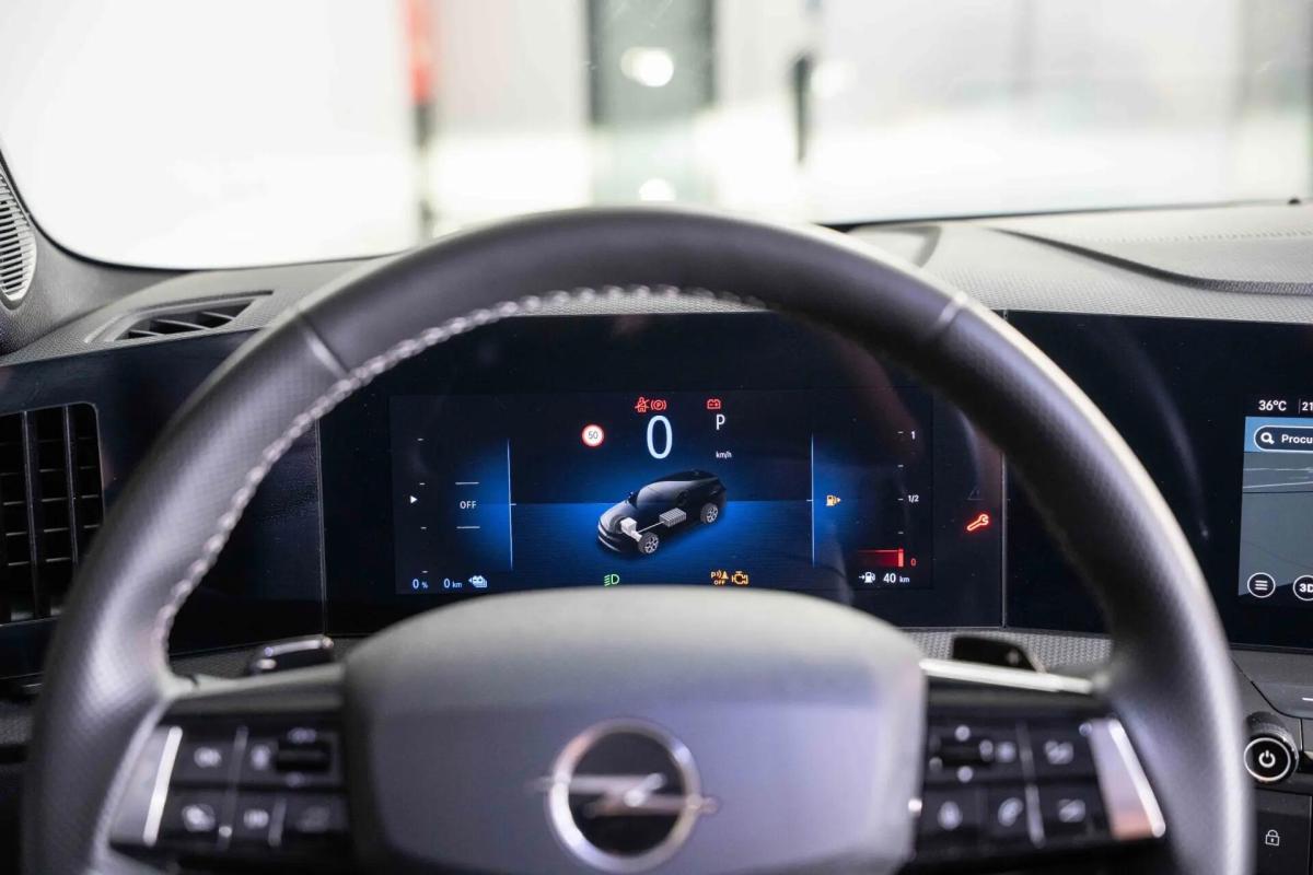 opel-astra-sport-tourer-2024-hibrido-a-gasolina-1598cc