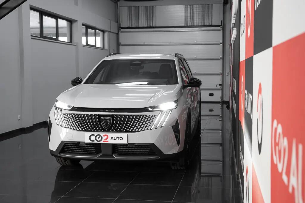 peugeot-5008-2025-gasolina-1199cc