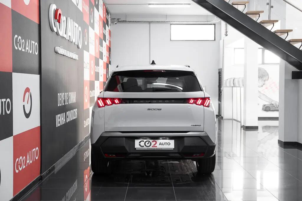 peugeot-5008-2025-gasolina-1199cc